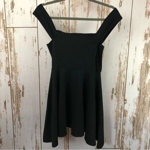 Windsor Off the Shoulder Skater Dress, Medium. In excellent condition!